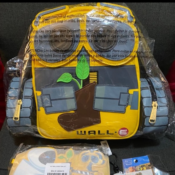 Wall-E mini backpack bundle - Picture 1 of 2